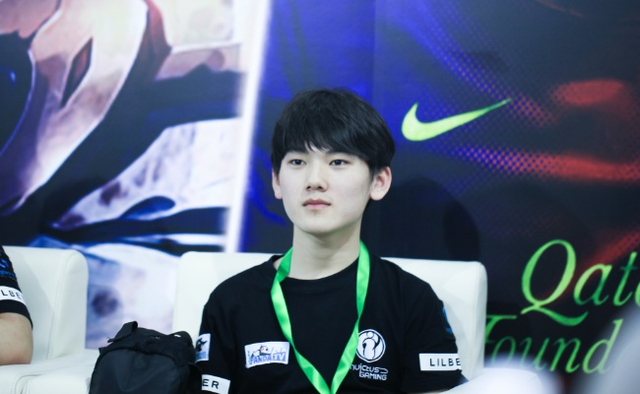 KPL临时席位规则变更，XYG官博转发并配文：泰裤辣