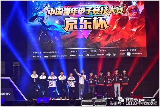 我无法带领团队！ NiKo 的22个击杀无力拯救团队。G2在中期陷入沉睡。 Heroic 以13-6赢得了第一张地图。